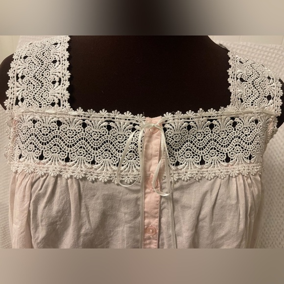 Vintage Cottagecore 100% cotton gown - Picture 2 of 4